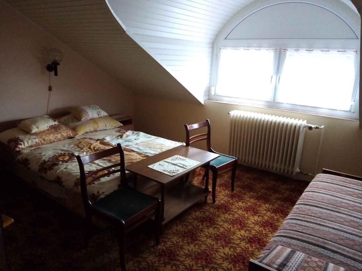 Apartment In Balatonmariafuerdo 19249 Balatonkeresztúr エクステリア 写真