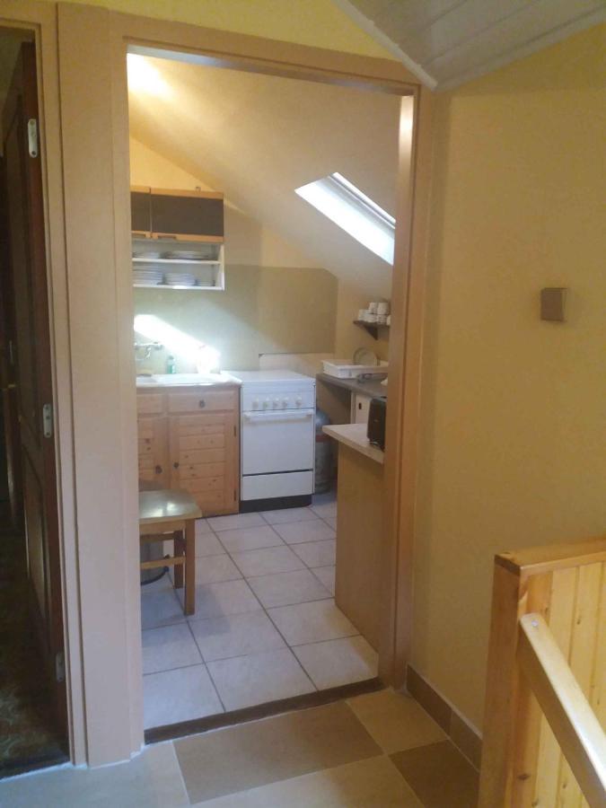 Apartment In Balatonmariafuerdo 19249 Balatonkeresztúr エクステリア 写真