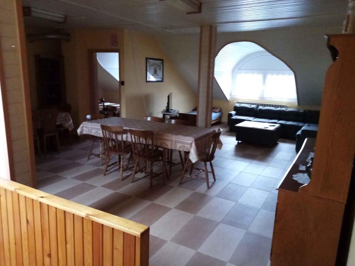 Apartment In Balatonmariafuerdo 19249 Balatonkeresztúr エクステリア 写真