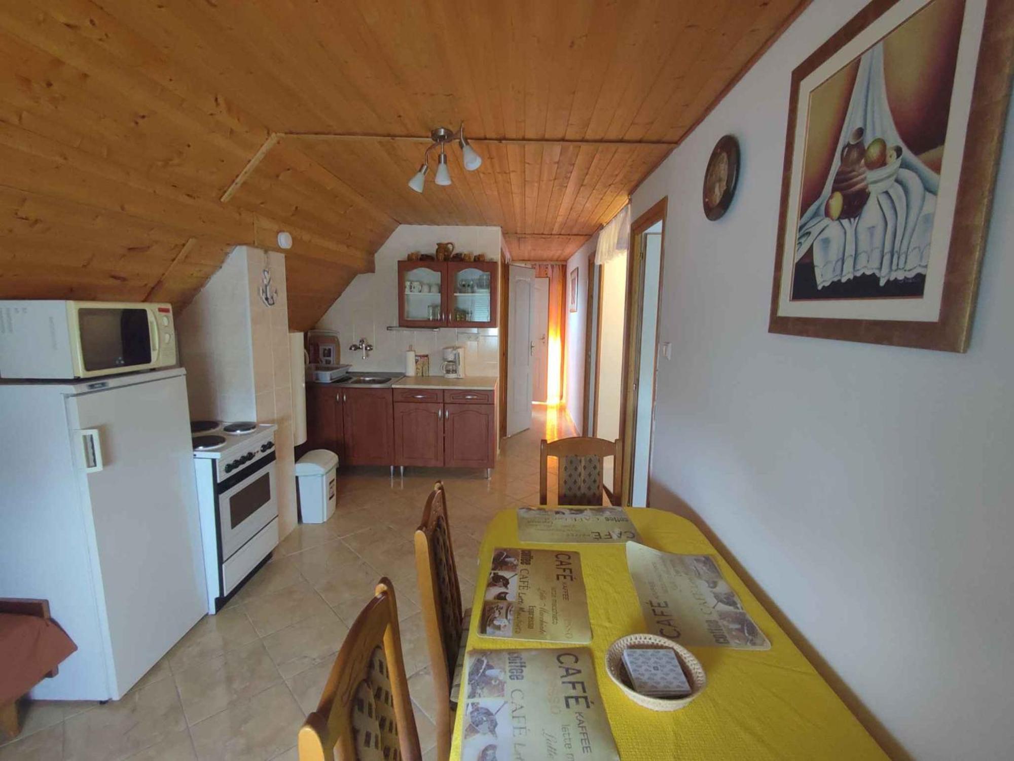 Apartment In Balatonmariafuerdo 19249 Balatonkeresztúr エクステリア 写真